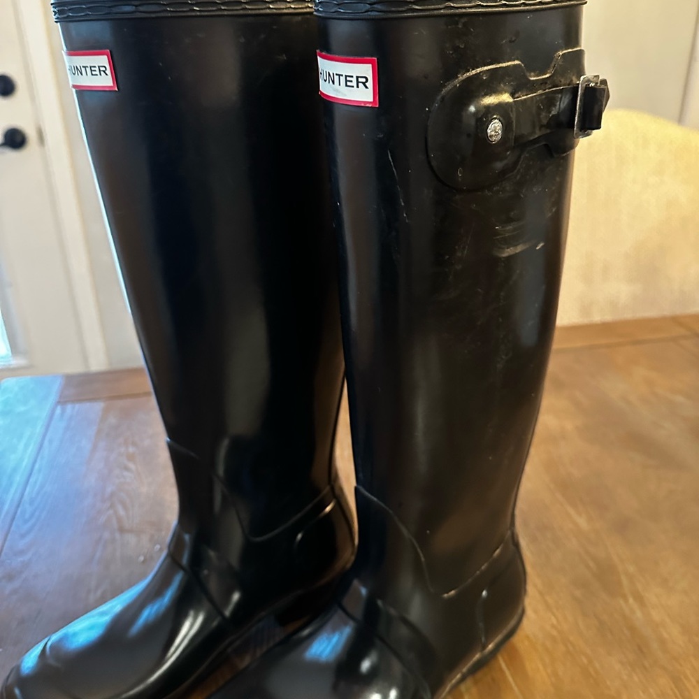 Tall black gloss Hunter rain boots